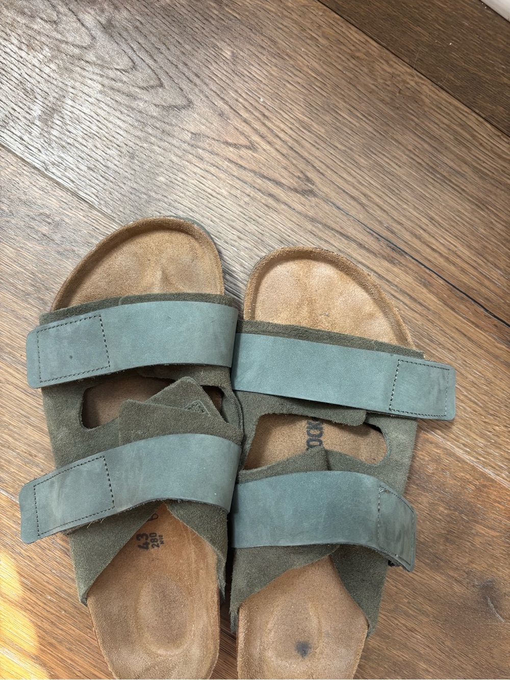 Two-Strap Suede Slide Sandals in Olive Green Size 43 men’s